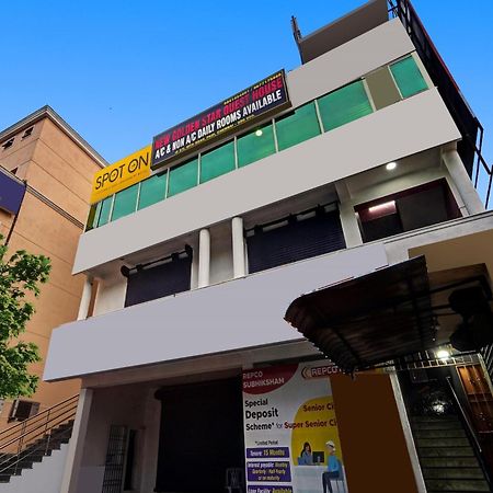 Spot On New Golden Star Guest House Near Thirumangalam Metro Station Chennai Extérieur photo