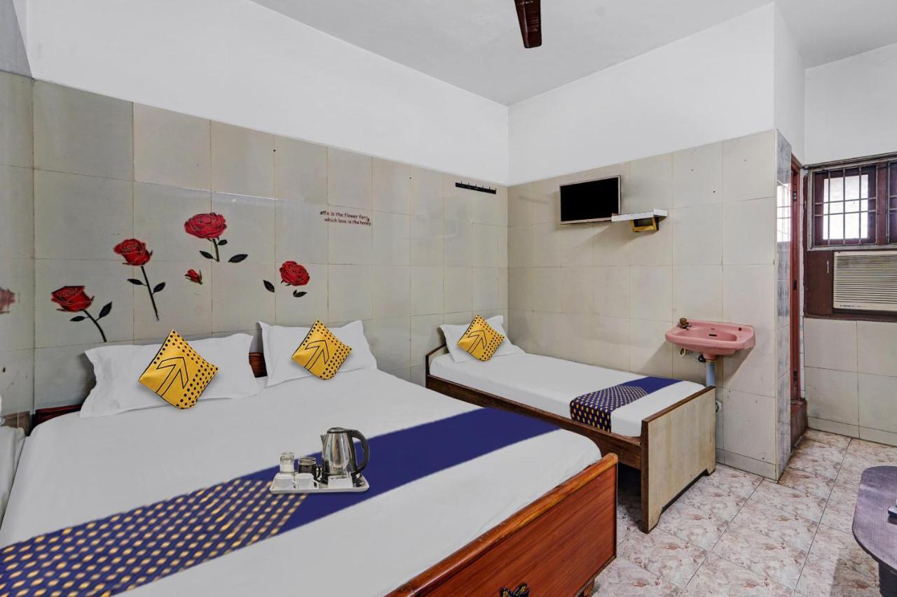 Spot On New Golden Star Guest House Near Thirumangalam Metro Station Chennai Extérieur photo